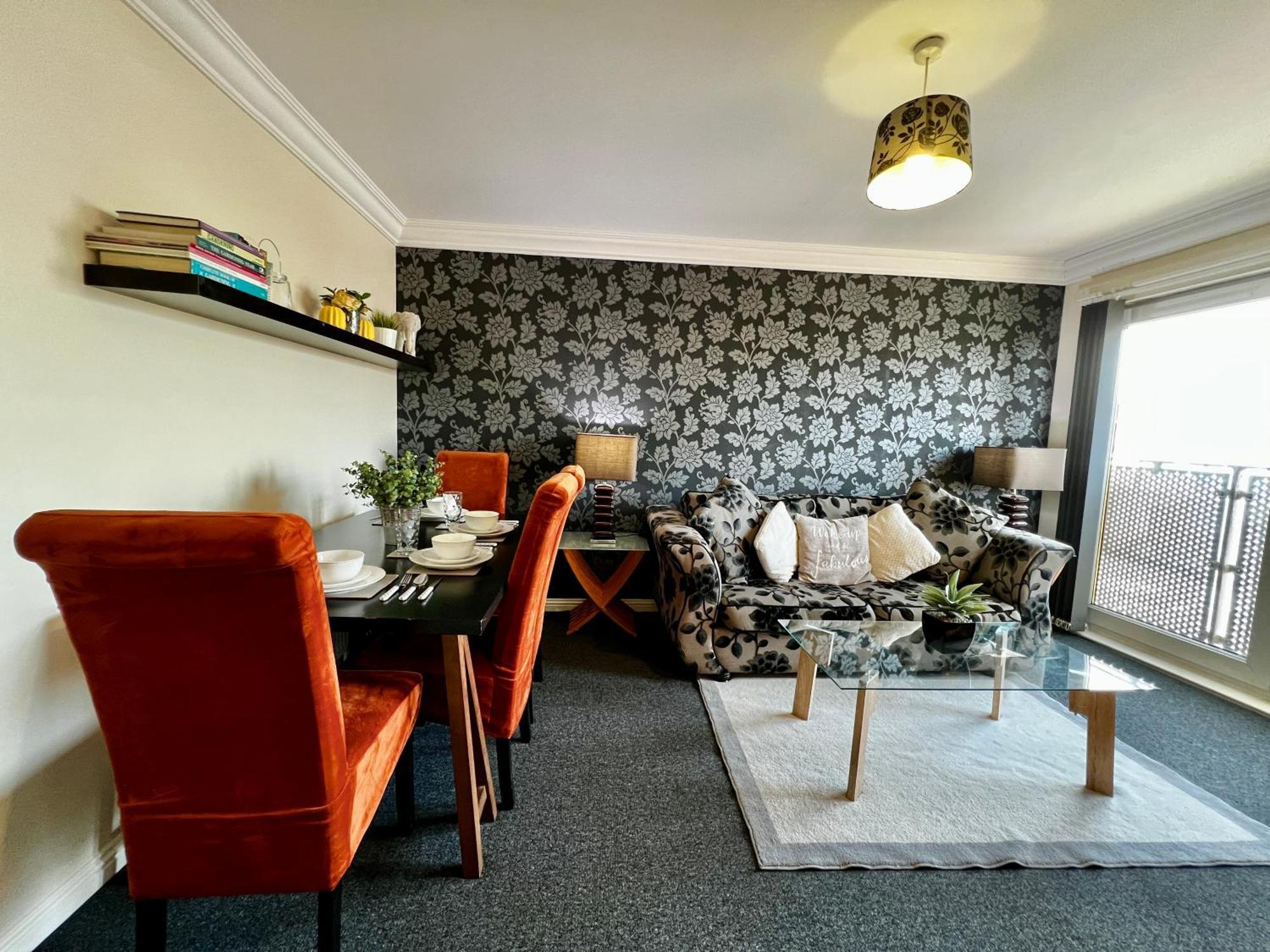 Apartamento Stylish Modern Flat With Juliet Balcony & Parking Glasgow Exterior foto